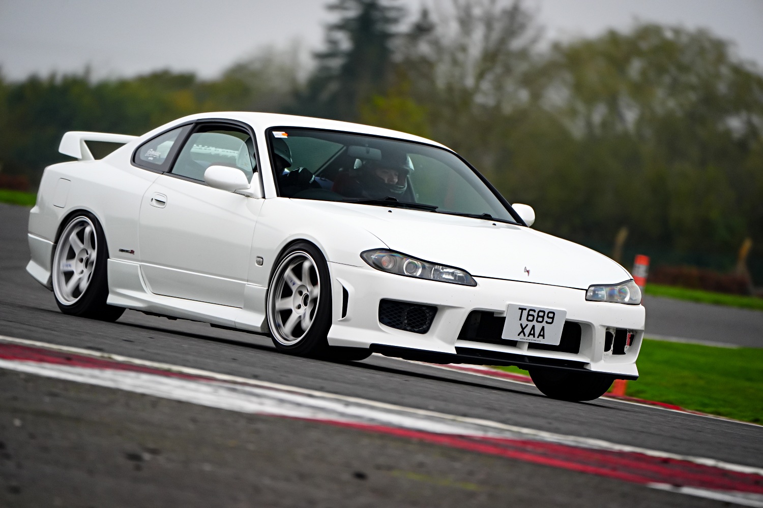 nissan silvia s15 on track